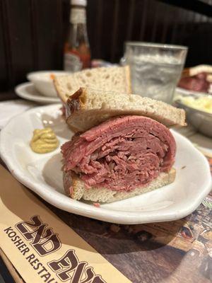 Corn beef sandwich, tender, juicy and flavorful.