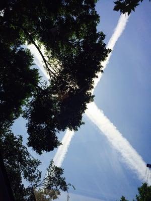 Chem trails:0