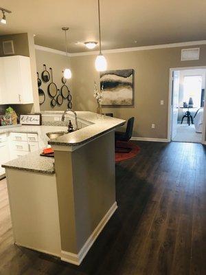 Two bedroom, two bathroom apartments available!!