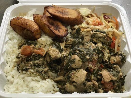 Chicken & spinach in coconut milk with rice and sweet plantains (with side of coleslaw)