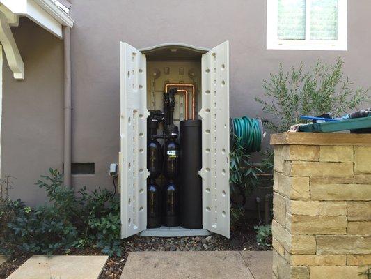 Quad with Slim tank in a shed Beverly Hills