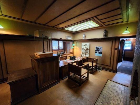 Frank Lloyd Wright Home and Studio