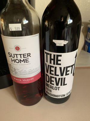 White merlot and Merlot wines