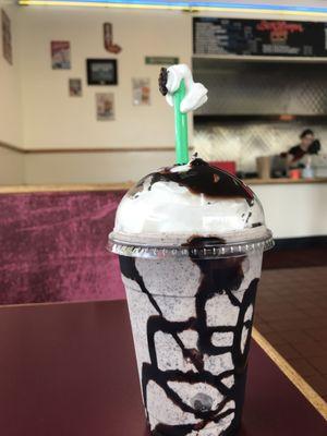 Yummy cookies and cream milkshake.