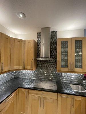 Kitchen backsplash