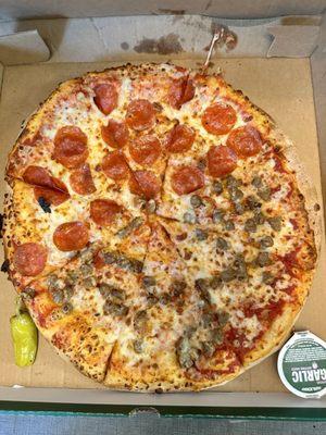 New York style - half pepperoni, half sausage