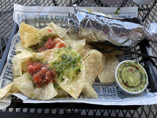 Mini Steak Burrito with Guacamole and FREE chips (with all entrees)