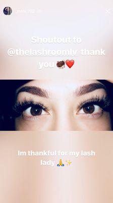 Client selfie (volume lashes)