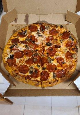 Pepperoni & Mushroom Pizza   02-09-2021