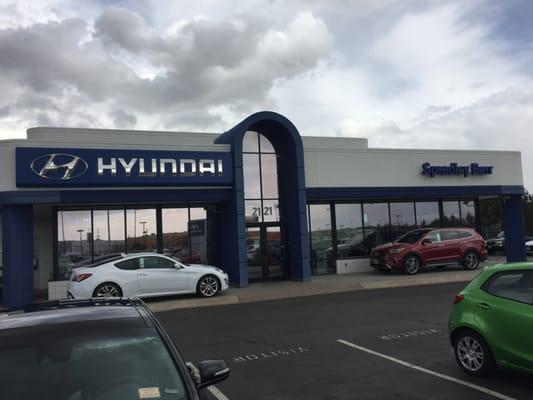 Hyundai Store