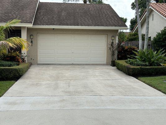 Drive way Pressure Washing in Boca Raton