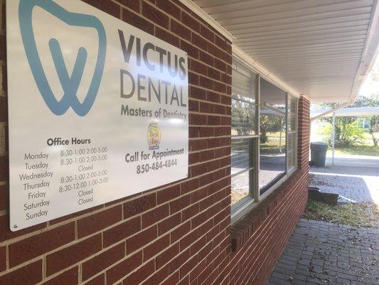 Victus Dental- University