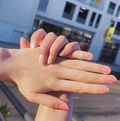 Translucent jelly gel nails