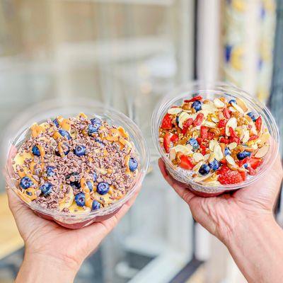 Hunter bowl (left) and gatherer bowl (right)