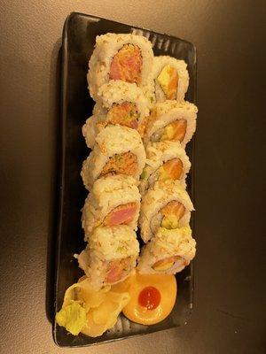 Salmon Avocado Roll & Spicy Tuna Roll mini