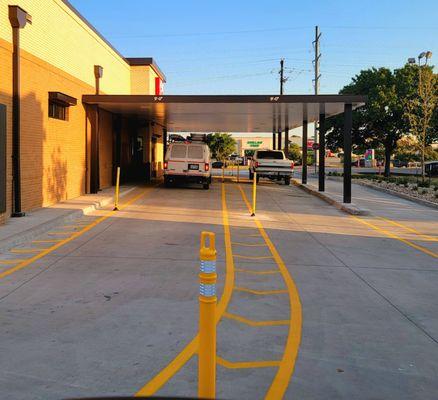 Double Lanes Food Delivery Area, not a drag race.