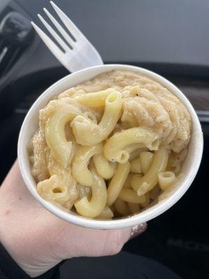 Side of mac and cheese. The cheese was only on top - not mixed in.