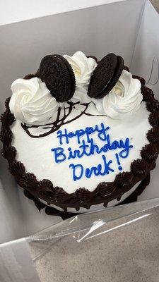 Oreo cookies and cream cake