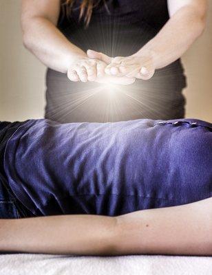 Reiki balances energy in the body. Positive Choice Hypnotherapy, a positive choice for change.  818-554-1789