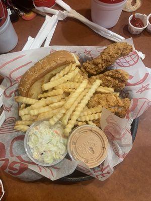 The Box Combo - 4 Chicken Fingers