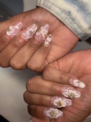 Luxury nails