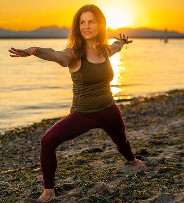 Michelle Brewer, Seattle Yoga & Reiki Healing Arts. Yoga Instructor and Reiki Therapist. Yoga classes in Phinney Ridge & Reiki in Fremont