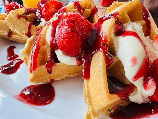 Waffles with fresh strawberries