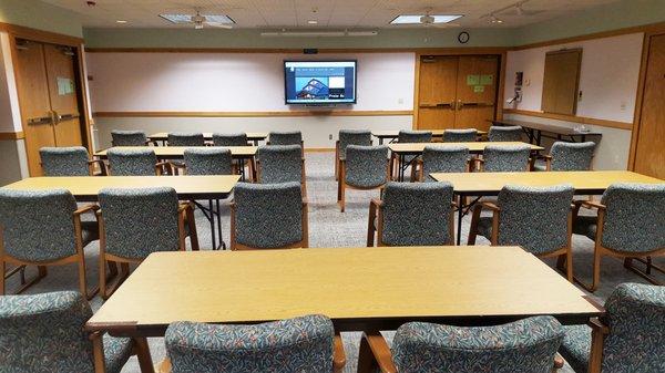 a meeting space at Prairiewoods