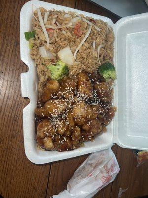 12 Sesame Chicken combo