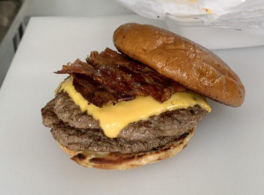 Double bacon cheese burger