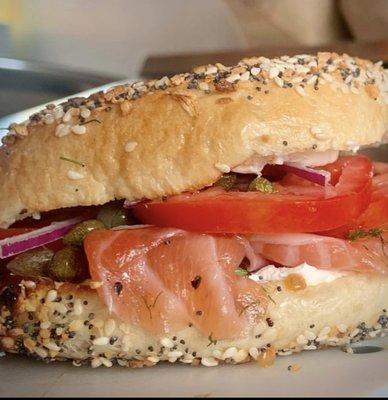 Decker Special: Gravlox Salmon, Tomato, Plain Schmear, Onion, Capers