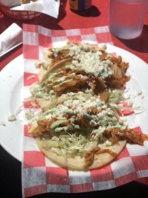 Chicken Tinga tacos