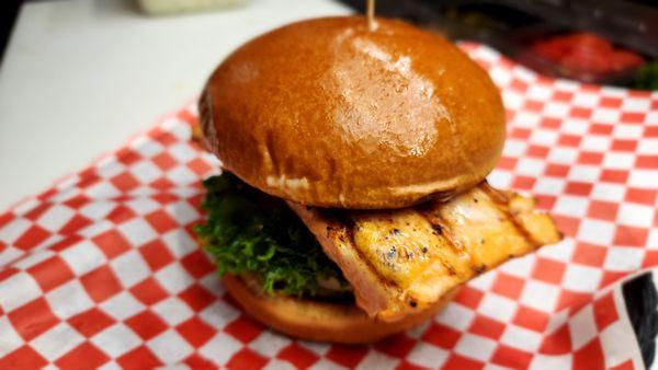 Salmon Burger