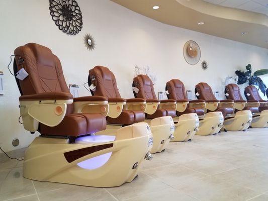 Just upgraded all our pedicure spa chairs with 2018 model! Come with individual disposable plastic liner for sanitation purposes.