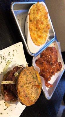 Mac and Cheese, Dominican slider, Buffalo wings