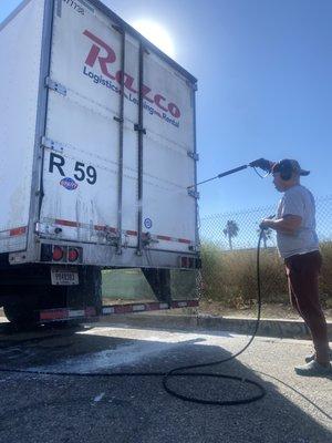 mobile wash services for fleets