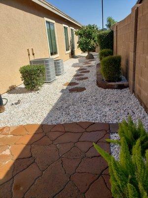 Gravel Install (white rock)