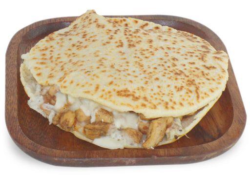 Gordita de pollo con queso