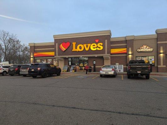 Love's Travel Stop, Dyersburg