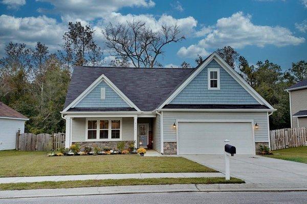 Gorgeous home in the lovely Leland, NC