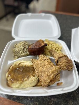 Fried Chicken w/ cajun rice, mac'n cheese, mashed potatoes, and cornbread