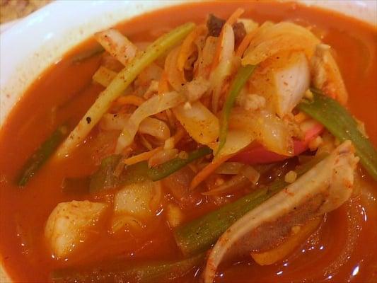 jjam bbong - spicy seafood noodle