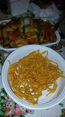 Crispy pan fried noodles. Not the "Hong Kong style" if you know what I mean. Hopefully you do.