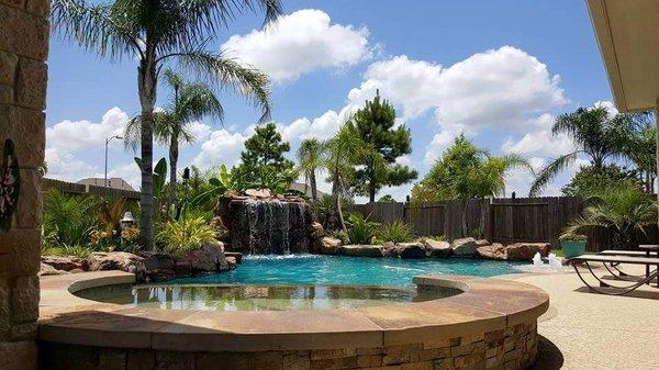 Island Life Pools & Patios