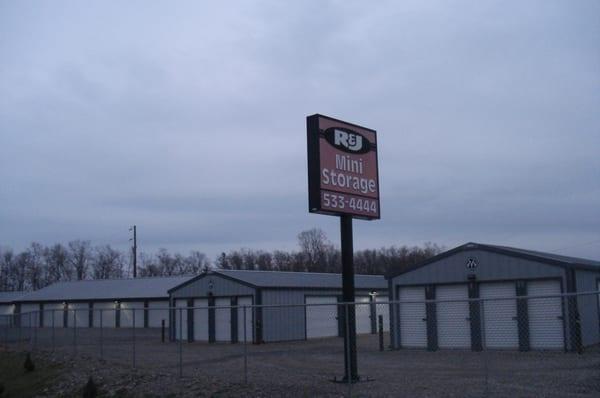 Photo of facility from East Shore Drive