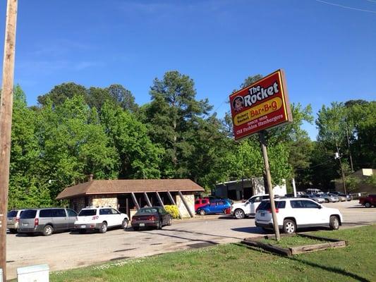 Yes, the parking lot was this full at 5 pm on a weekday!