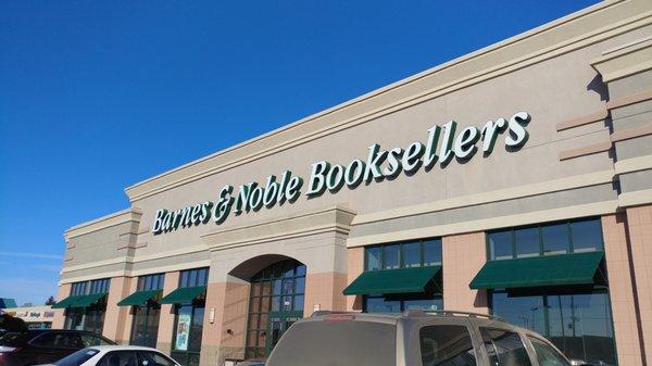 Barnes & Noble Booksellers