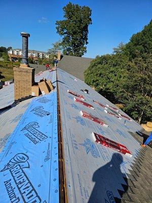 D & S Roofing and Restoration