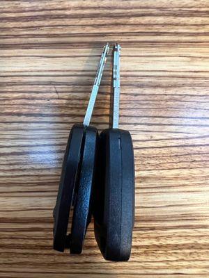 Bent key on the left with cracked plastic housing. Repaired key on the right.