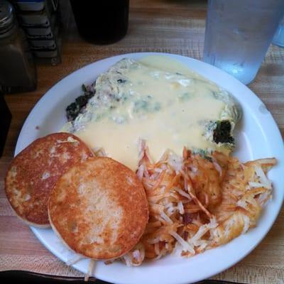 Built my own omelette - introducing the irish benedict omelette (hash) SMOTHERED get hashbrowns to soak up that sweet nectar.